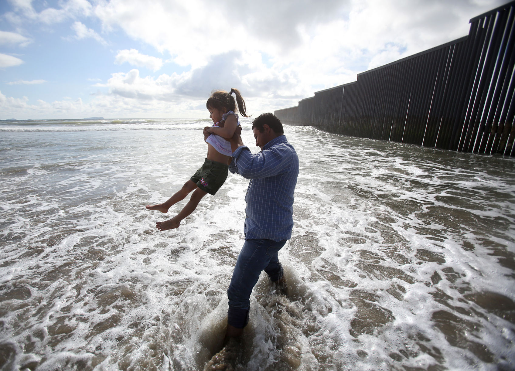 U.S./Mexico border at Pacific Ocean